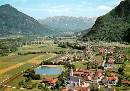 AK / Ansichtskarte Flintsbach_Inn Fliegeraufnahme mit Kranzhorn und Kaisergebirge Flintsbach Inn