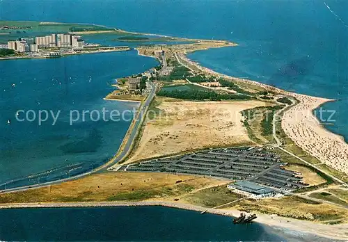 AK / Ansichtskarte Heiligenhafen_Ostseebad Binnensee Halbinsel Steinwarder Ferienzentrum Das Bad an der Vogelfluglinie Deutschland Daenemark Fliegeraufnahme Heiligenhafen_Ostseebad