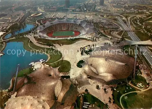 AK / Ansichtskarte Muenchen Olympiapark Olympiastadion Schwimmhalle Sporthalle Fliegeraufnahme Muenchen