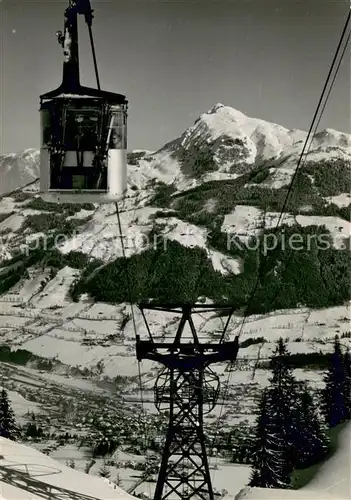 AK / Ansichtskarte Kitzbuehel_Tirol Hahnenkamm Bergbahn Blick zum Kitzbueheler Horn Wintersportplatz Kitzbueheler Alpen Kitzbuehel Tirol