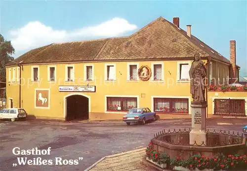 AK / Ansichtskarte Konnersreuth_Oberpfalz Gasthof Weisses Ross Brunnen Konnersreuth Oberpfalz