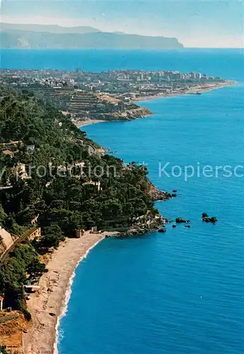 AK / Ansichtskarte Alassio Punta Murenasullo sfondo Albenga Fliegeraufnahme Alassio