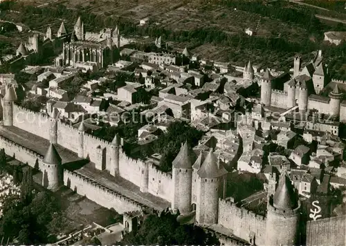 AK / Ansichtskarte Carcassonne Vue generale aerienne sur le centre de la Cite Carcassonne