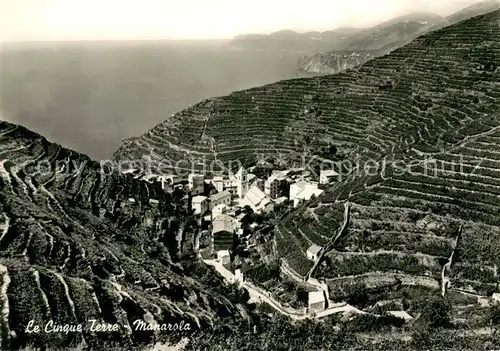 AK / Ansichtskarte Manarola Panorama le Cinque Terre Die fuenf Erden Bergdorf Kuestenpanorama Manarola