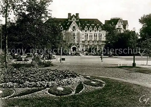 Le_Touquet Paris Plage Les jardins devant le Royal Picardy Le_Touquet Paris Plage