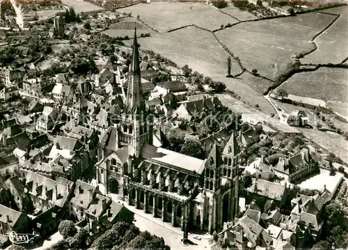 Autun Vue aerienne sur la cathedrale Autun