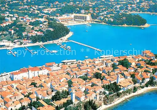 Rab_Croatia Halbinsel Altstadt Hafen Fliegeraufnahme Rab_Croatia