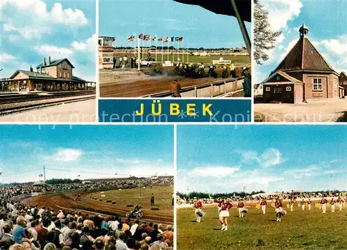 AK / Ansichtskarte Juebek Bahnhof Sandbahnrennen Trachtengruppe Juebek