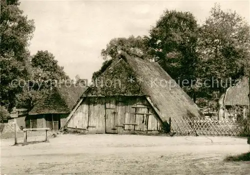 AK / Ansichtskarte Undeloh Dorfbild Alte Haeuser Undeloh