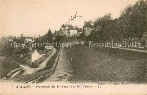AK / Ansichtskarte Avallon Promenade des Terreaux de la Petite Porte Avallon