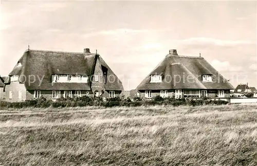 AK / Ansichtskarte Wenningstedt_Sylt Reetdachhaeuser Nordseeheilbad Wenningstedt_Sylt