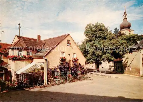Konnersreuth_Oberpfalz Haus der Therese Neumann Blick zur Kirche Konnersreuth Oberpfalz