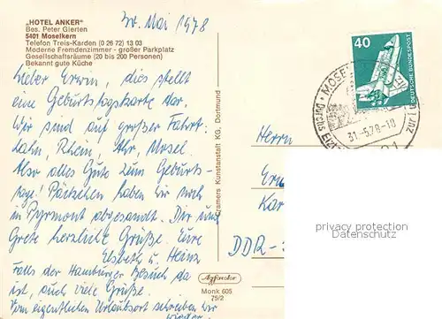 Moselkern Panorama Blick ueber die Mosel Fahrgastschiff Burg Eltz Burg Bischofstein Eltztal Druidenstein Altes Rathaus Fachwerkhaus Moselkern