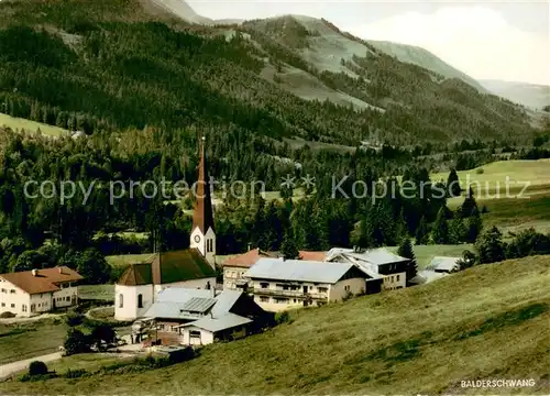 Balderschwang Ortsansicht mit Kirche Allgaeuer Alpen Balderschwang