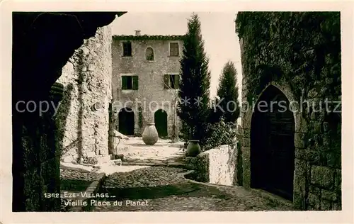 Eze sur Mer Vieille Place du Planet Eze sur Mer