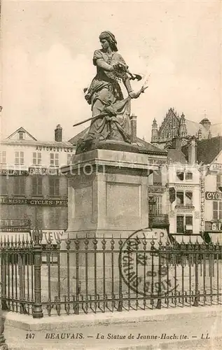 Beauvais_60 La Statue de Jeanne Hachette 