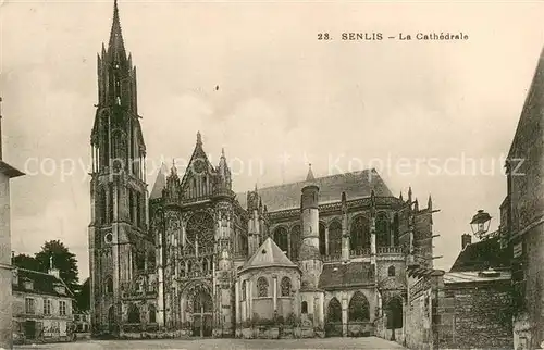 Senlis_Oise La Cathedrale Senlis Oise