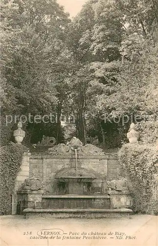 Vernon_Eure Parc du chateau de Bizy cascade de la fontaine Penthievre Vernon Eure