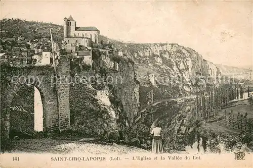 Saint Cirq Lapopie L eglise et la Vallee du Lot Saint Cirq Lapopie