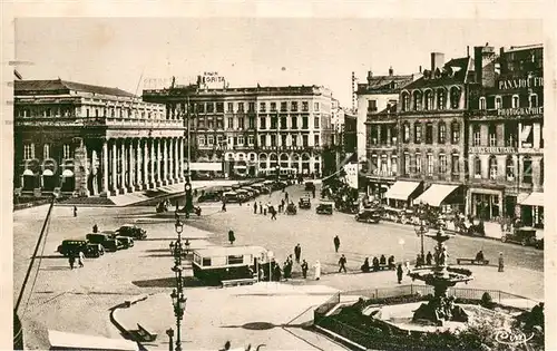 Bordeaux Place de la Comedie Fontaine Bordeaux