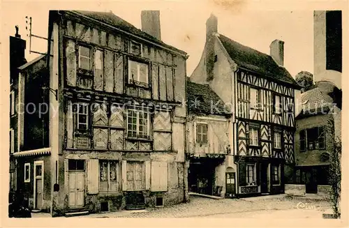 AK / Ansichtskarte Noyers sur Serein Place de la Petite Etape aux Vins Noyers sur Serein