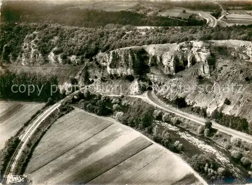 AK / Ansichtskarte Saint More Les deux Tunnels Vue aerienne Saint More