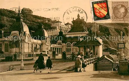 AK / Ansichtskarte Fecamp Le Casino et Descente a la Plage Fecamp