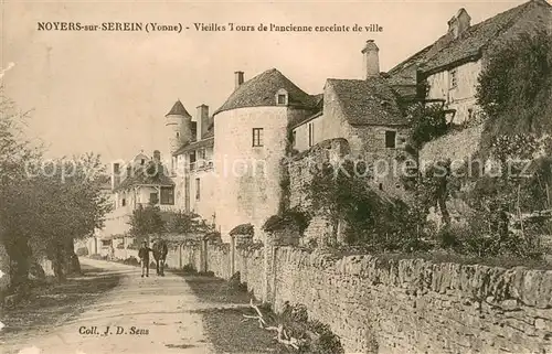AK / Ansichtskarte Noyers sur Serein Vieilles Tours de lancienne enceinte de ville Noyers sur Serein