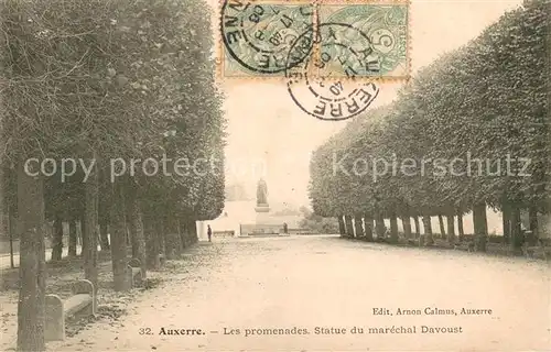 AK / Ansichtskarte Auxerre Les promenades Statue du marechal Davoust Auxerre