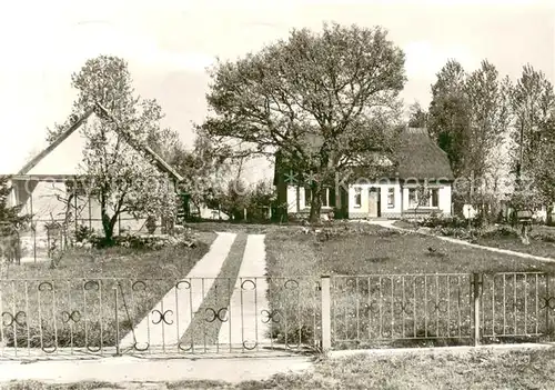 AK / Ansichtskarte Fuhlendorf_Darss Wohnhaeuser Fuhlendorf_Darss