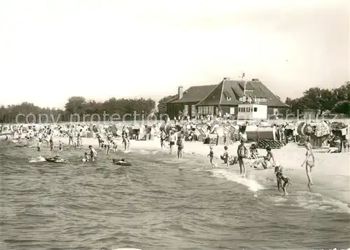 AK / Ansichtskarte Zingst_Ostseebad Strandleben HO Gaststaette Kurhaus Zingst_Ostseebad