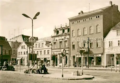 AK / Ansichtskarte Ueckermuende_Mecklenburg_Vorpommern Bushalteplatz Ueckermuende_Mecklenburg