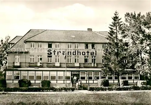 AK / Ansichtskarte Plau_See Strandhotel Erholungsort Mecklenburgische Seenplatte Plau_See