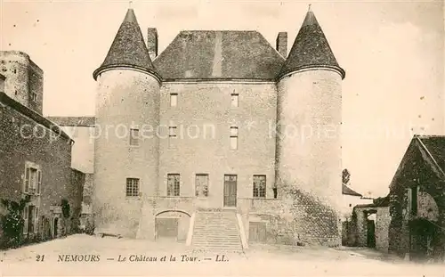 AK / Ansichtskarte Nemours_Seine et Marne Chateau et la tour Schloss Nemours Seine et Marne