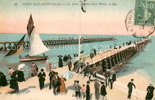AK / Ansichtskarte Trouville Deauville Les Jetees a lheure de la Maree Trouville Deauville