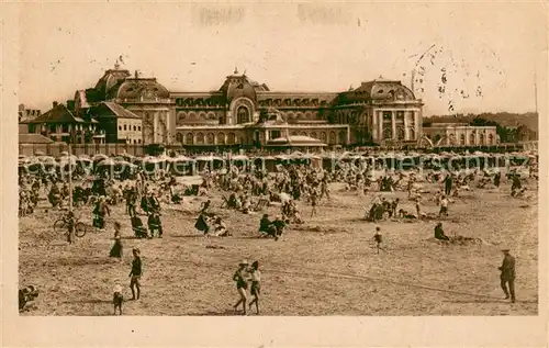 AK / Ansichtskarte Trouville sur Mer La Plage devant le Casino Trouville sur Mer