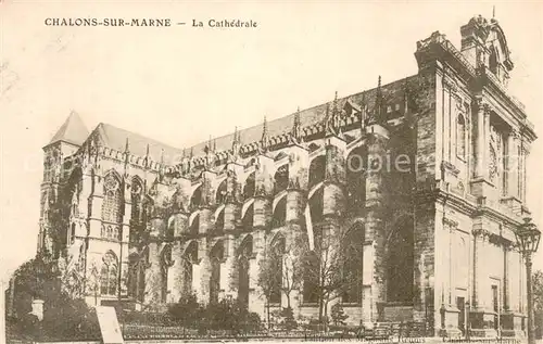 AK / Ansichtskarte Chalons sur Marne La Cathedrale 