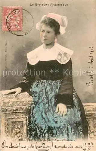 AK / Ansichtskarte Pont Aven La Bretagne Pittoresque Jeune fille de Pont Aven Pont Aven