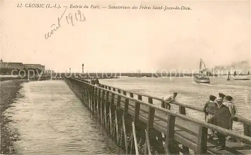 AK / Ansichtskarte Le_Croisic Entree du Port Sanatorium des Freres Saint Jean de Dieu Le_Croisic
