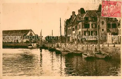 AK / Ansichtskarte Le_Croisic Quai dAiguillon Le Port Le_Croisic