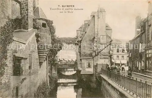 AK / Ansichtskarte Quimper Tourelles et vieilles maisons sur le Steir Quimper