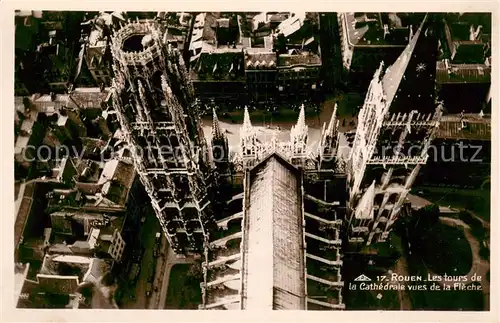 AK / Ansichtskarte Rouen Les tours de la Cathedrale vues de la Fleche Rouen