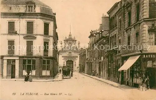 AK / Ansichtskarte La_Fleche Rue Henri IV La_Fleche