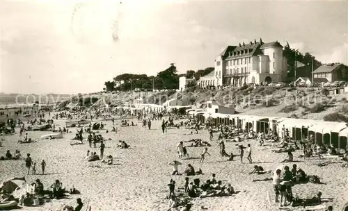 AK / Ansichtskarte Saint Brevin l_Ocean_Loire_Atlantique Le Casino et la Plage Saint Brevin l_Ocean