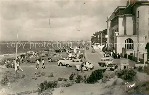 AK / Ansichtskarte Saint Brevin l_Ocean_Loire_Atlantique Le Casino et la Plage Boulevard de la Mer Saint Brevin l_Ocean