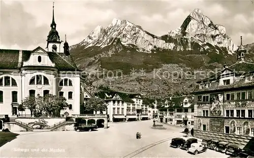 Schwyz Marktplatz Blick auf die Mythen Schwyz