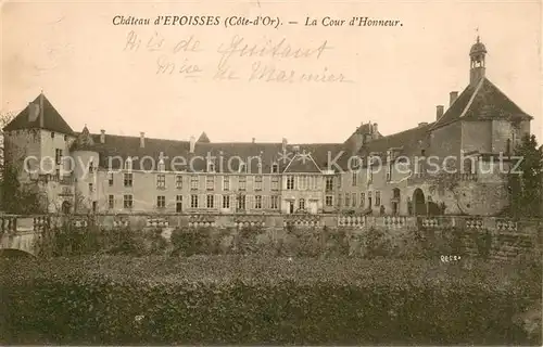 Epoisses Chateau Cour d Honneur Schloss Epoisses