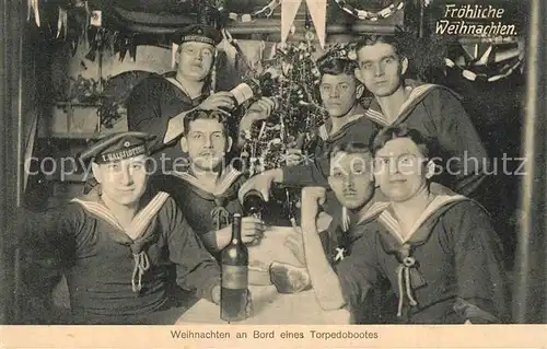 AK / Ansichtskarte U Boote_Unterseeboot Weihnachten Torpedoboot Kiel 
