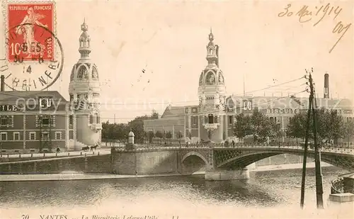 AK / Ansichtskarte Nantes_Loire_Atlantique La Biscuiterie Lefevre Utile Pont Nantes_Loire_Atlantique