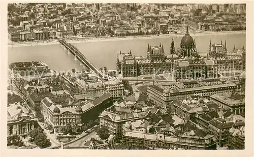 AK / Ansichtskarte Budapest Dunai latkep Stadtbild mit Blick ueber die Donau Fliegeraufnahme Budapest